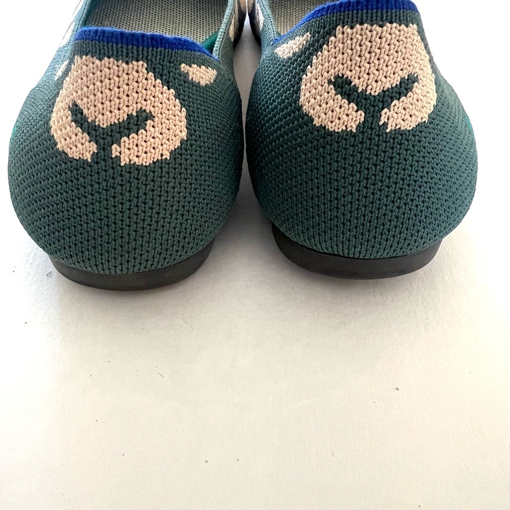Rothy's the pointe Moroccan green rare patterned flats. - Picture 5 of 9